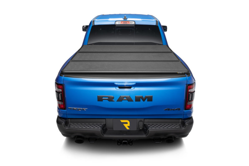 Extang 19-23 Dodge Ram w/RamBox New Body (5ft. 7in. Bed) Solid Fold ALX